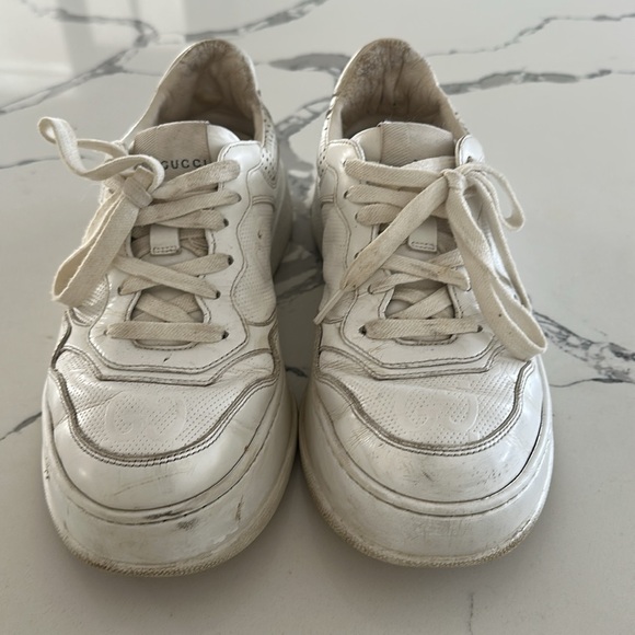 Gucci White Designer Sneakers - Picture 4 of 5